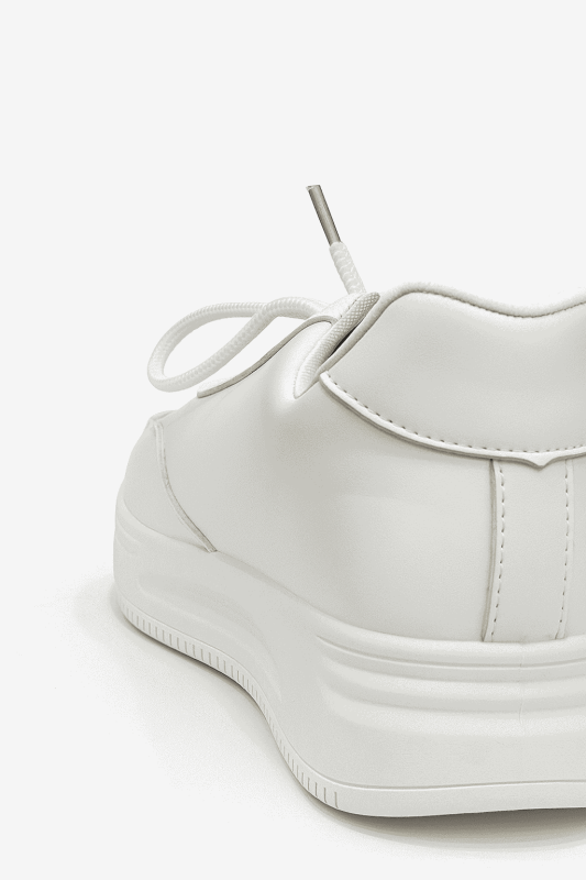 شوزات اطفالي ولادي