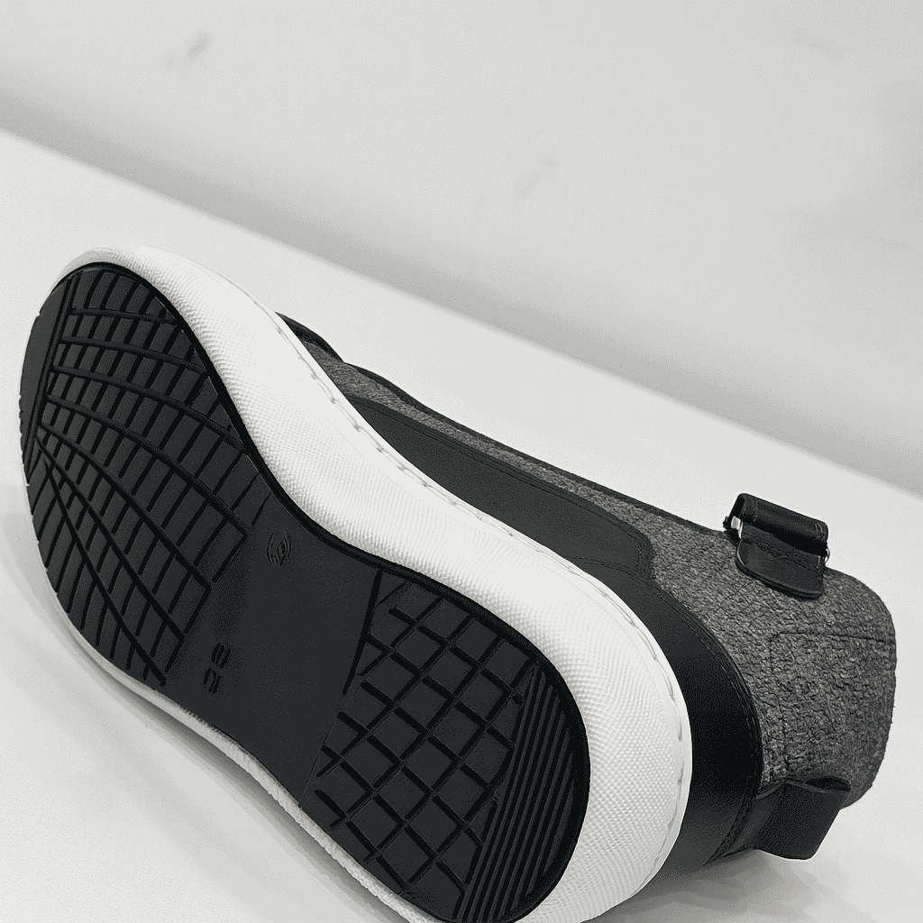 شوزات اطفالي ولادي